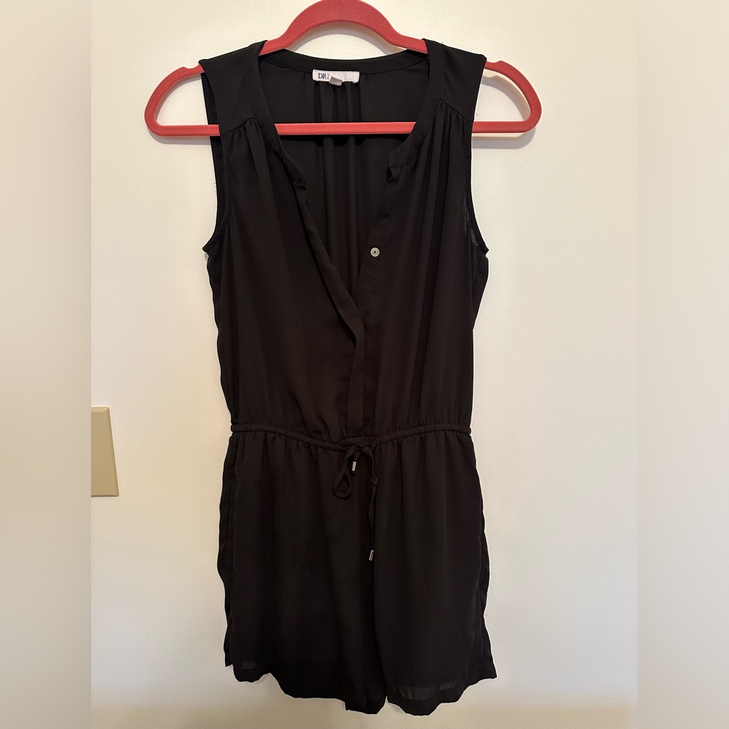 Women’s Xs Black Romper With Pockets